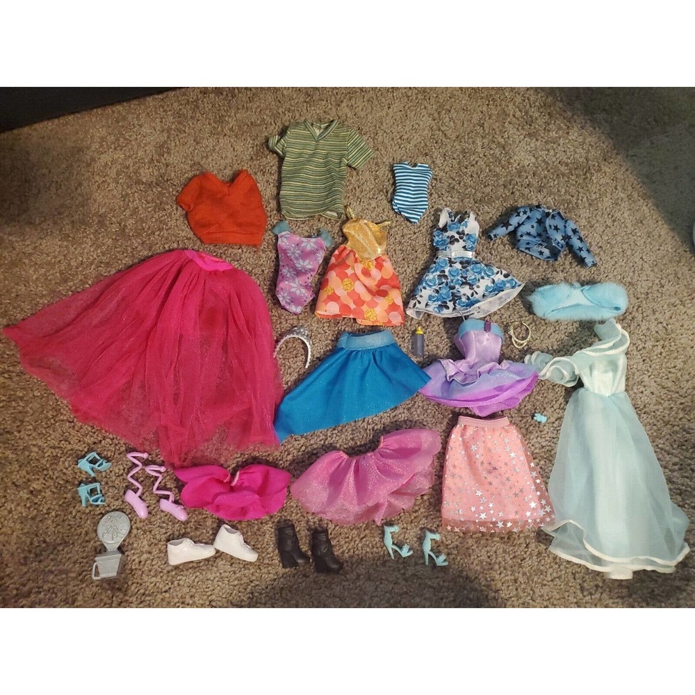 25 Piece Barbie Clothes Lot Dress Skirts Ballerina Crown Shoes Jacket Top